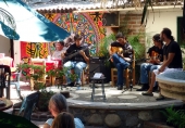 La-Cruz-de-Huanacaxtle-has-lots-of-live-music